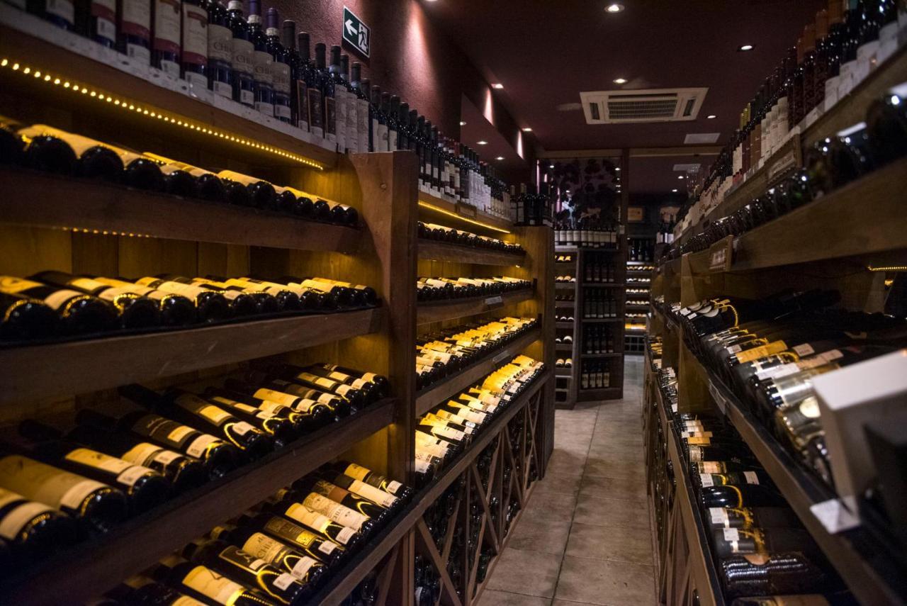 Royal Boutique Savassi Hotel Belo Horizonte Exterior photo Wine shop in Tokyo