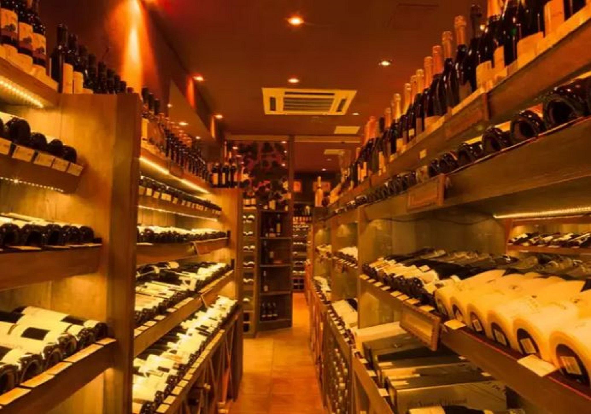 Royal Boutique Savassi Hotel Belo Horizonte Exterior photo Wine cellar