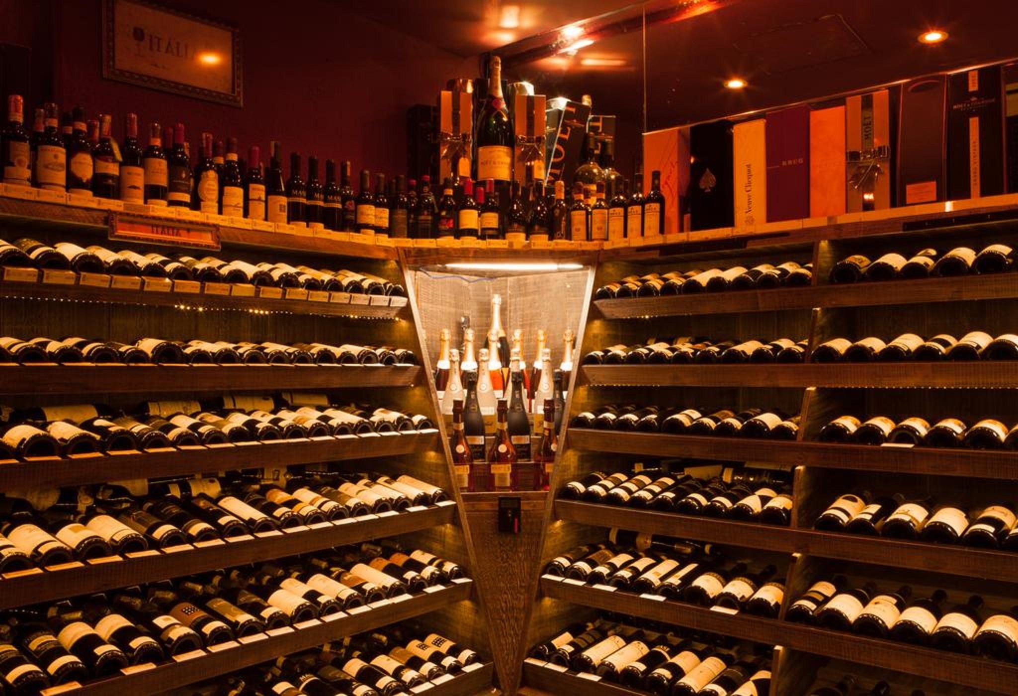 Royal Boutique Savassi Hotel Belo Horizonte Exterior photo Wine cellar