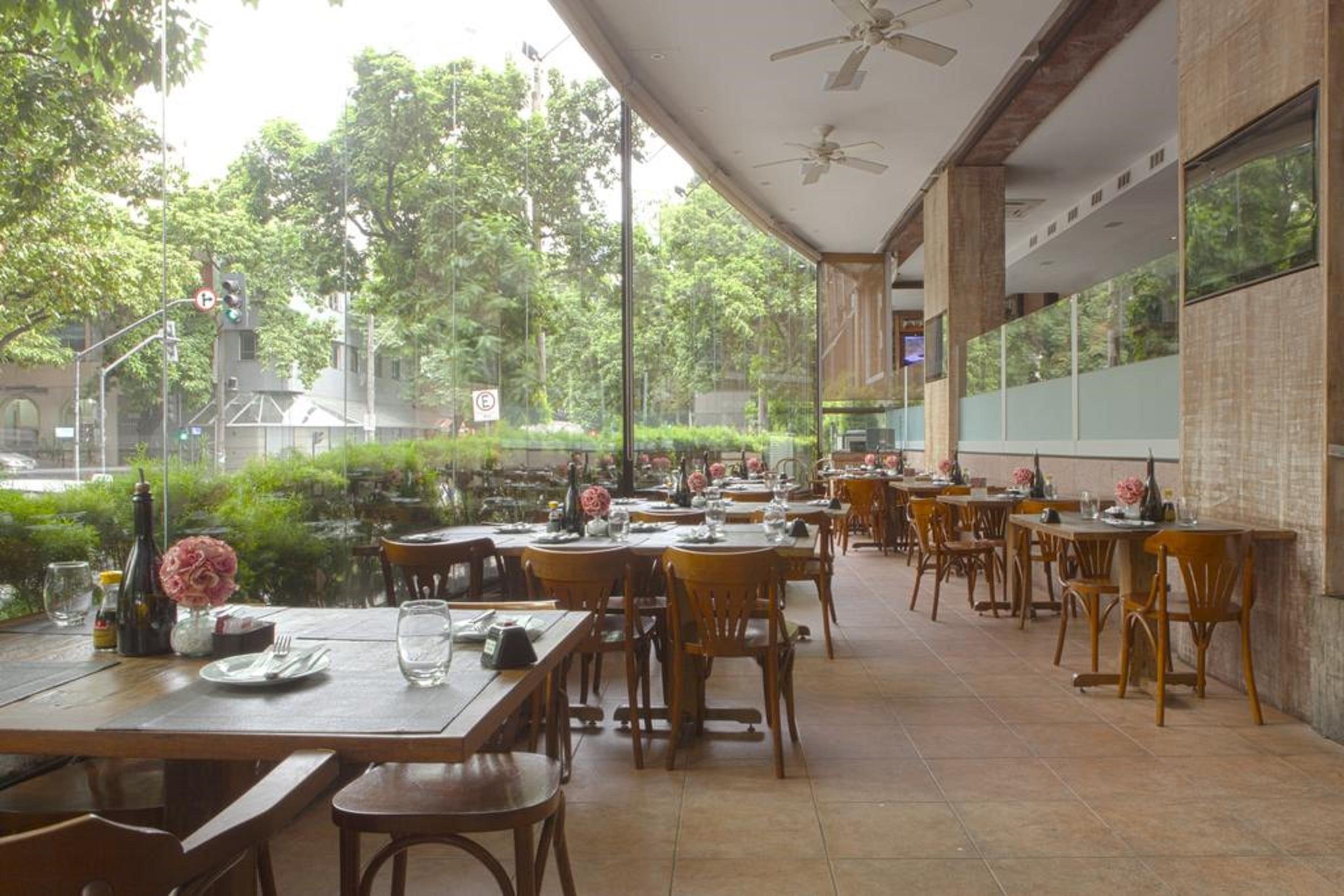 Royal Boutique Savassi Hotel Belo Horizonte Exterior photo The interior of the restaurant
