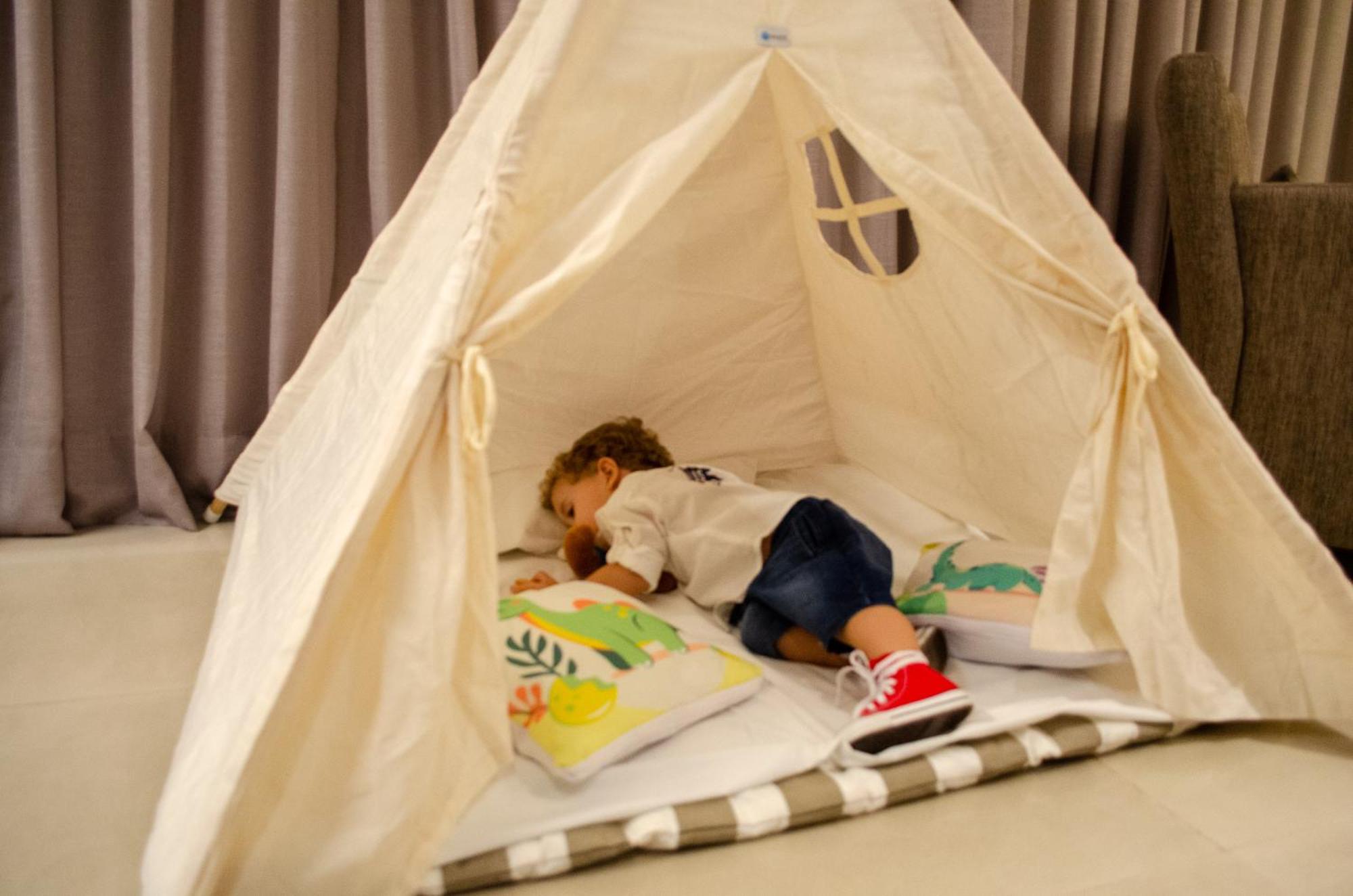 Royal Boutique Savassi Hotel Belo Horizonte Exterior photo A child playing in a teepee